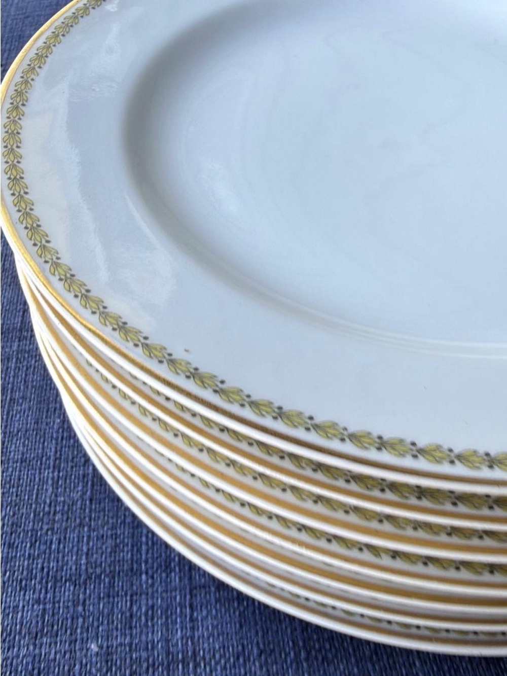 Set of 7 Antique Haviland Limoges France Dinner Plates – Gold Trim – 8” (20 cm)